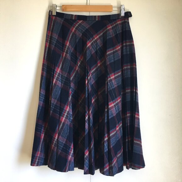 Vintage Canadian Plaid Knife Pleated Wool Skirt 28W - Picture 1 of 13